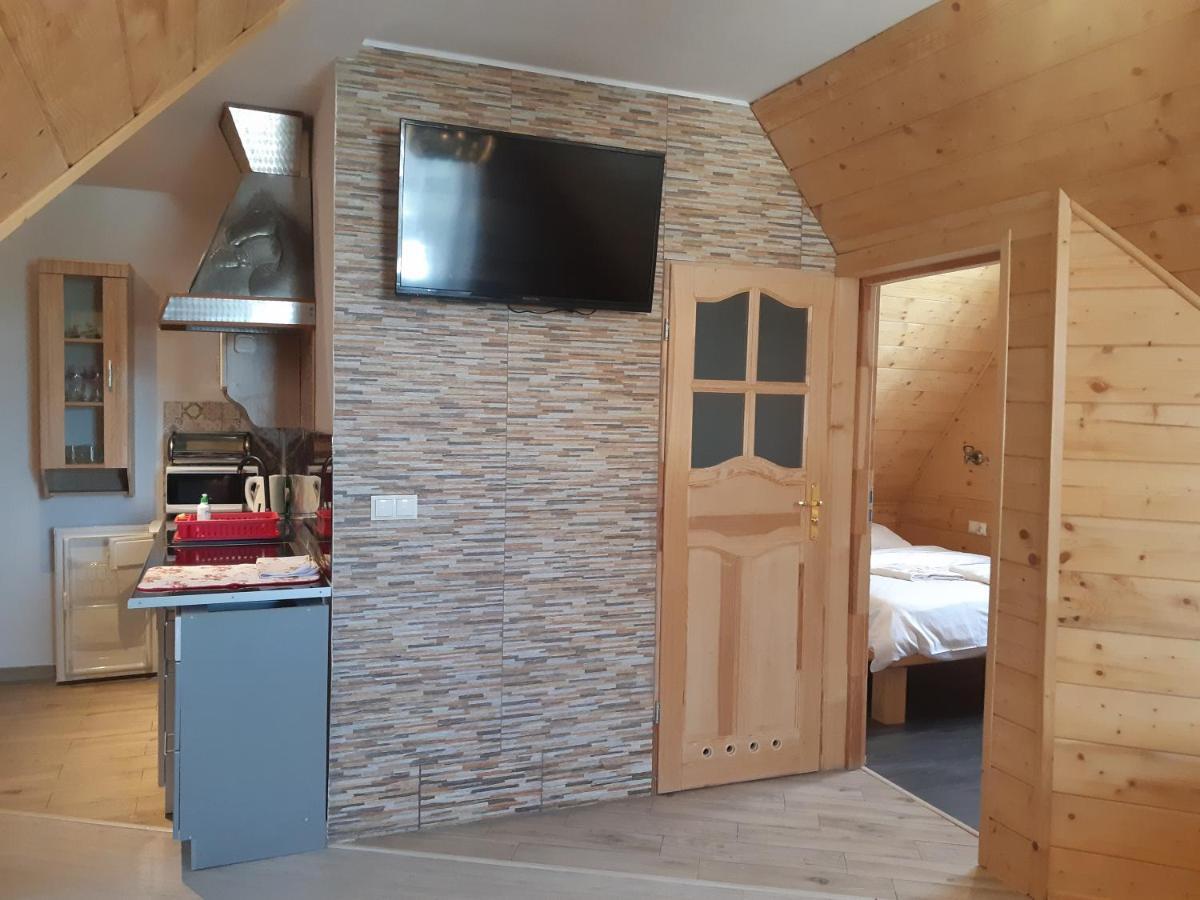 Apartamenty I Pokoje Goscinne Nowita Zakopane Esterno foto