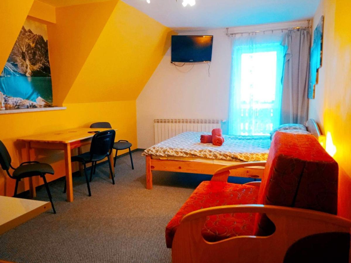 Apartamenty I Pokoje Goscinne Nowita Zakopane Esterno foto