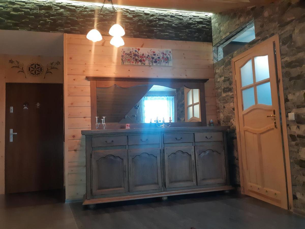 Apartamenty I Pokoje Goscinne Nowita Zakopane Esterno foto