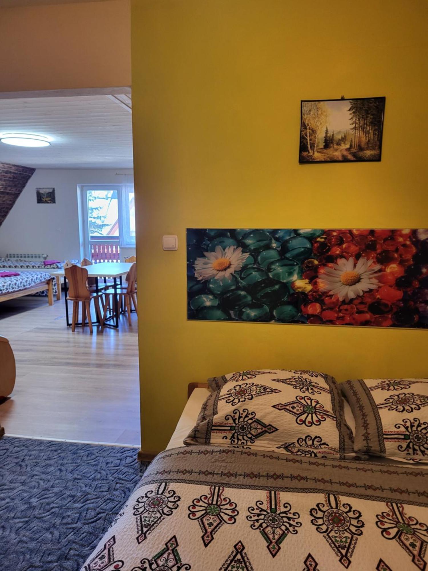 Apartamenty I Pokoje Goscinne Nowita Zakopane Esterno foto