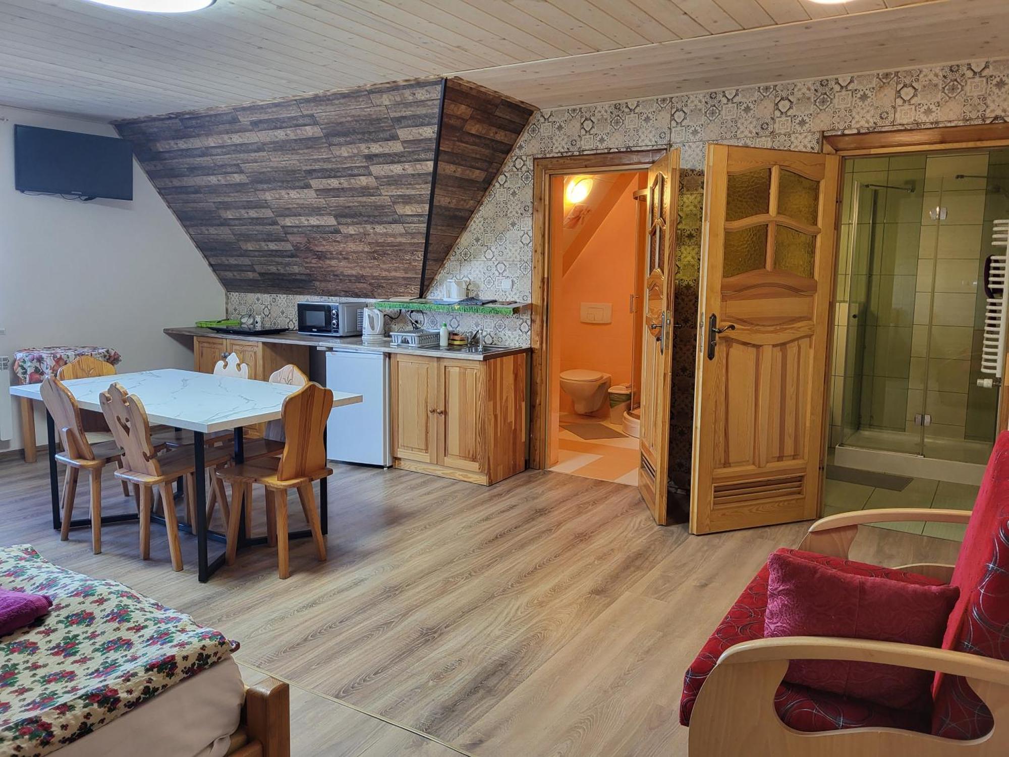 Apartamenty I Pokoje Goscinne Nowita Zakopane Esterno foto