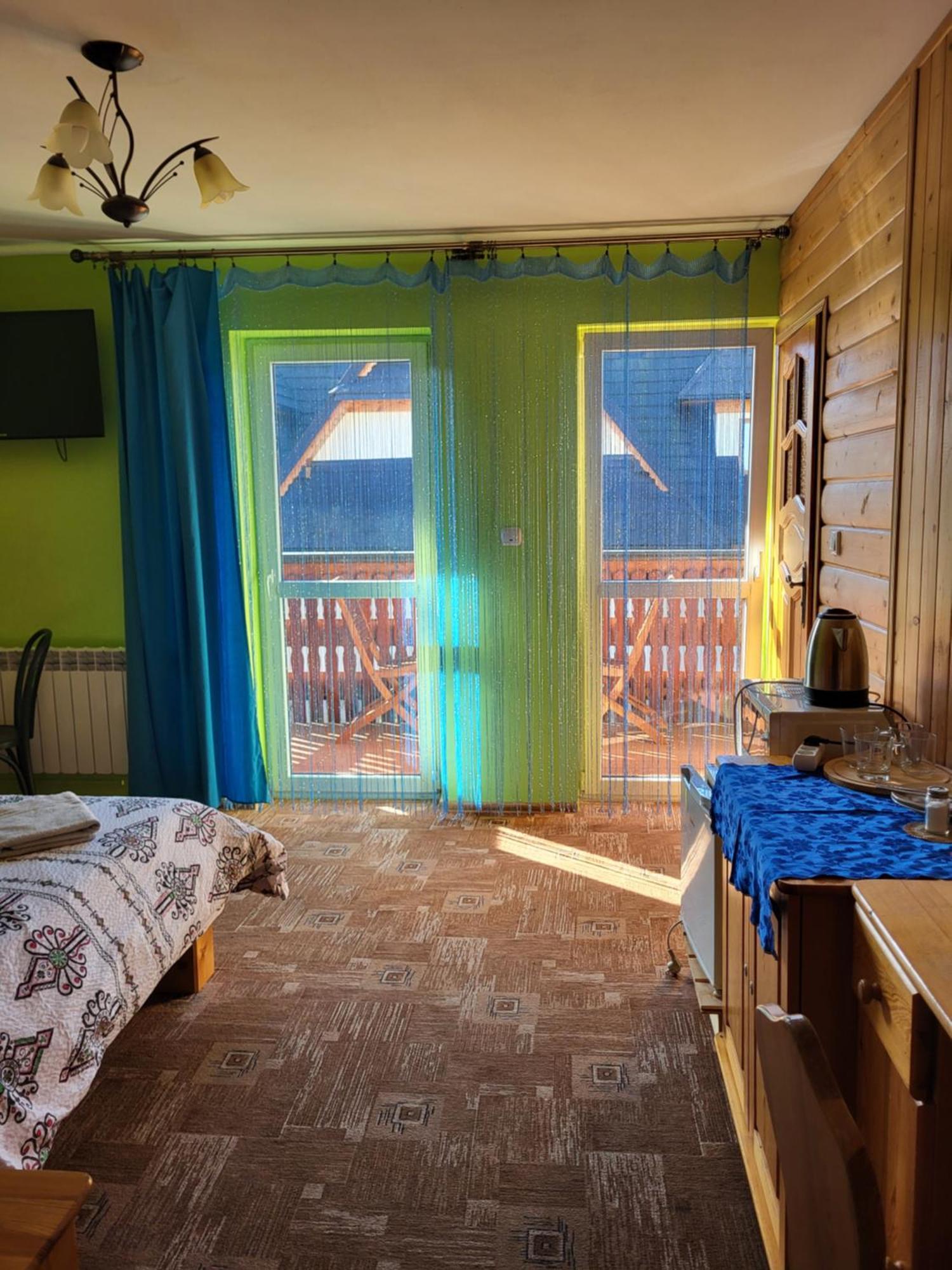 Apartamenty I Pokoje Goscinne Nowita Zakopane Esterno foto