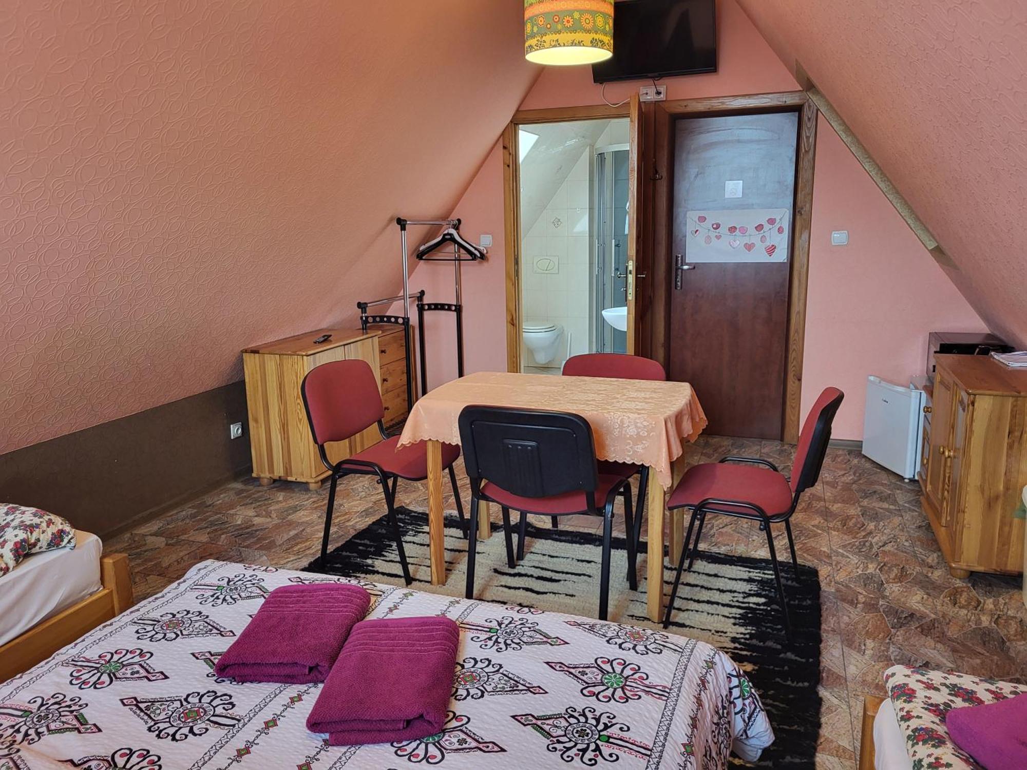Apartamenty I Pokoje Goscinne Nowita Zakopane Camera foto