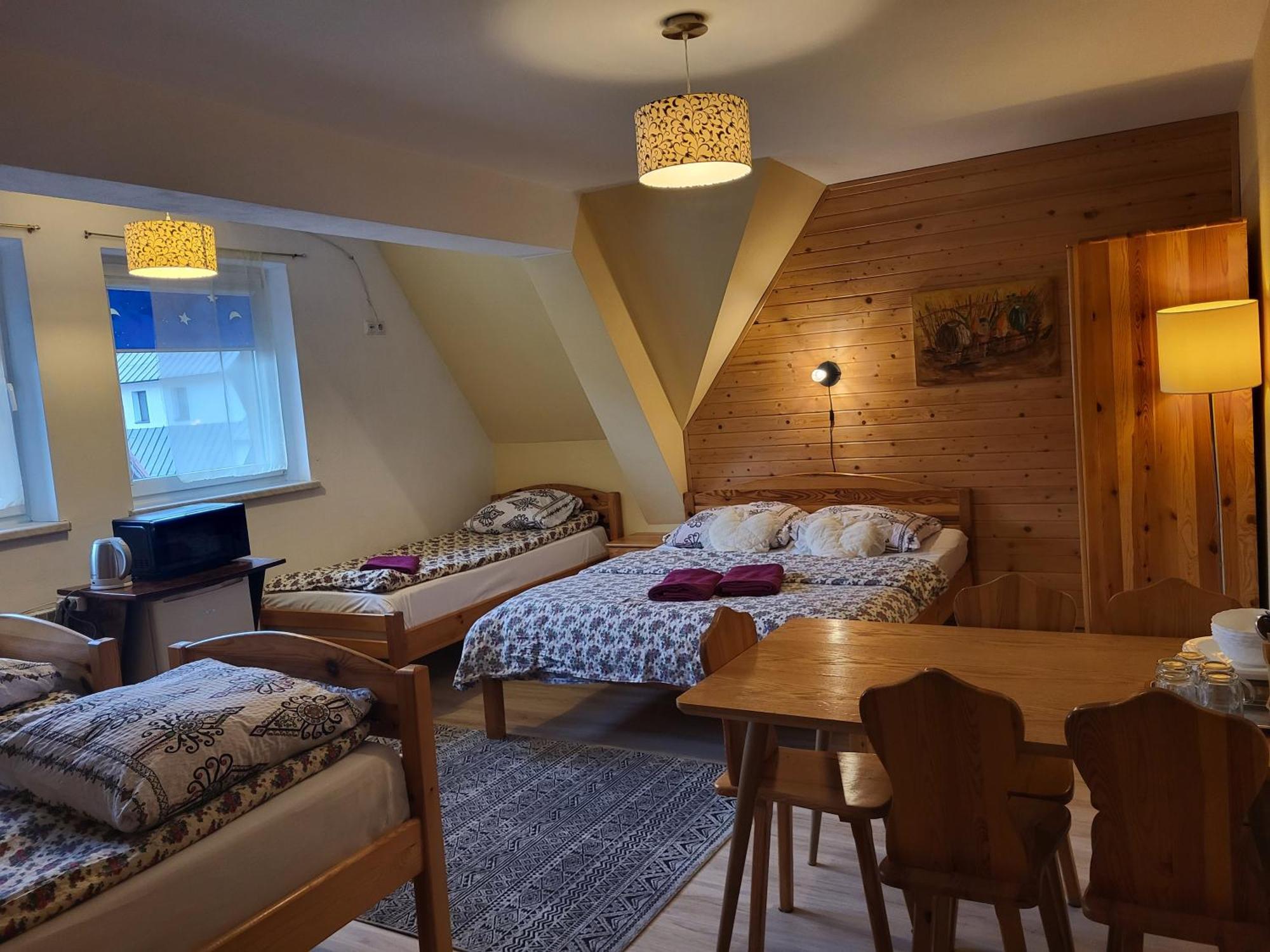 Apartamenty I Pokoje Goscinne Nowita Zakopane Camera foto